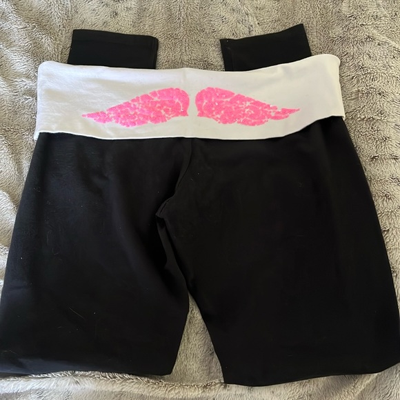 Victoria's Secret Pants - VS Angel wing slim leggings L white folded waist hot pink sequin tramp stamp🪽